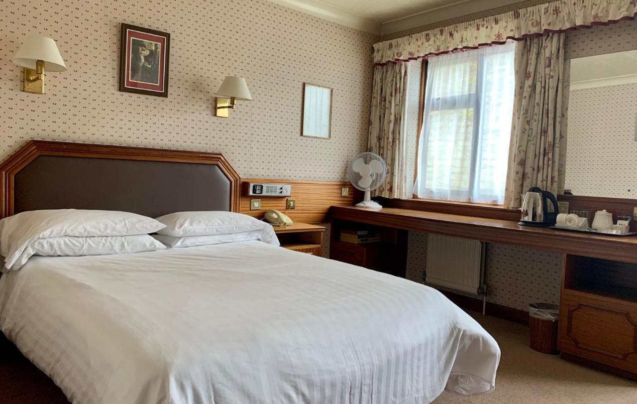 Littlebury Hotel Bicester Kültér fotó